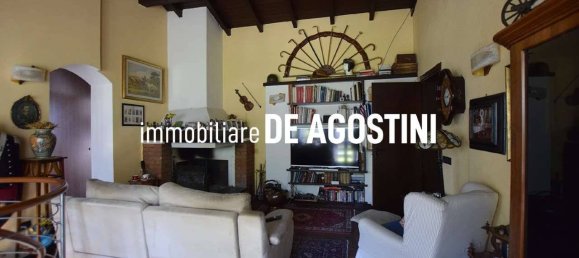 5 bedrooms House in Arona, Italy No. 311942 13