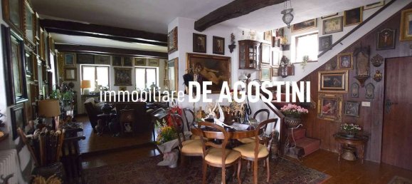 5 bedrooms House in Arona, Italy No. 311942 5