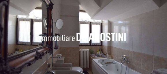 5 bedrooms House in Arona, Italy No. 311942 9