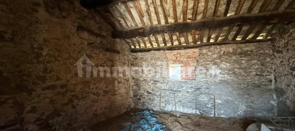 3 bedrooms House in Rueglio, Italy No. 305395 15