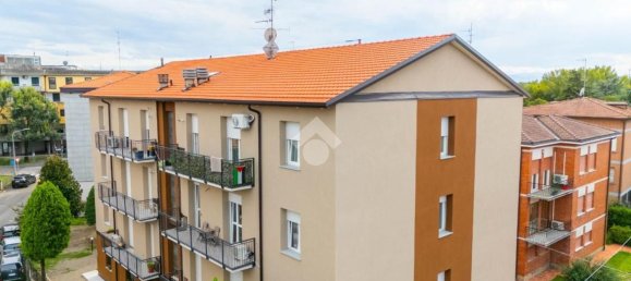 3 bedrooms Apartment in Reggio Emilia, Italy No. 354800 27