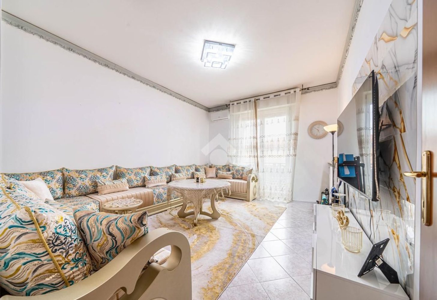 3 bedrooms Apartment in Reggio Emilia, Italy No. 354800