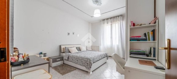 3 bedrooms Apartment in Reggio Emilia, Italy No. 354800 18