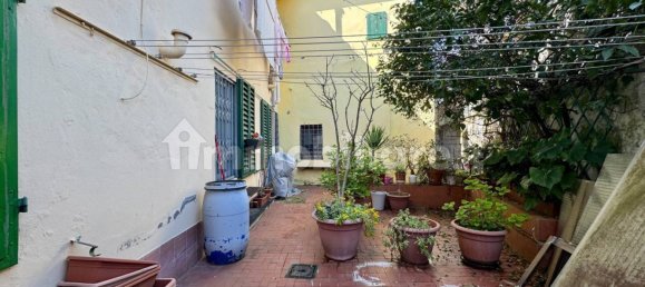 2 bedrooms House in Sesto Fiorentino, Italy No. 50721 26