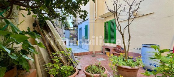 2 bedrooms House in Sesto Fiorentino, Italy No. 50721 25