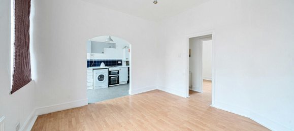 Apartamento de 1 dormitorio en London, United Kingdom No. 7649 3