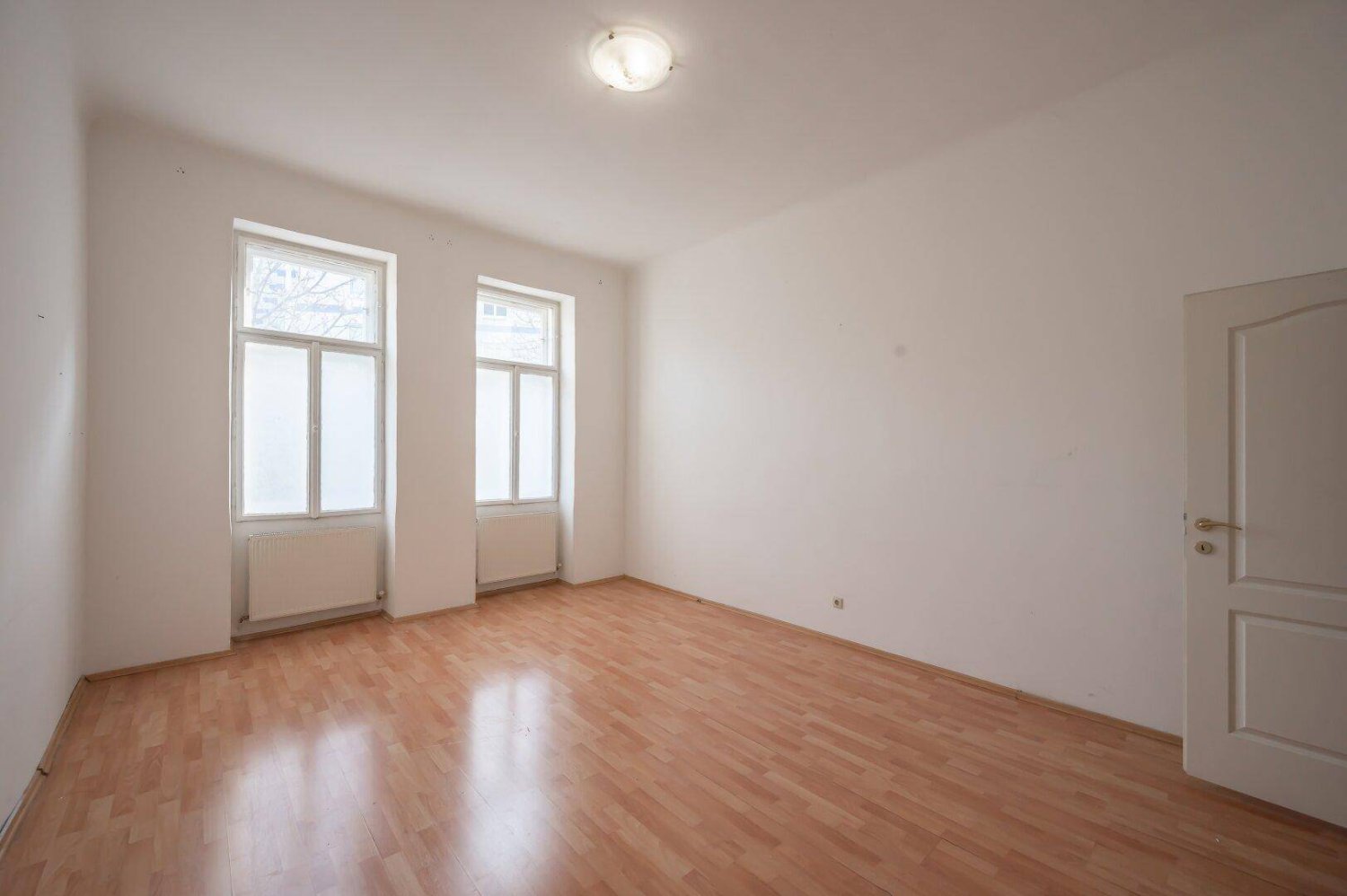 2 rooms Apartment in Brigittenau, Austria No. 184098