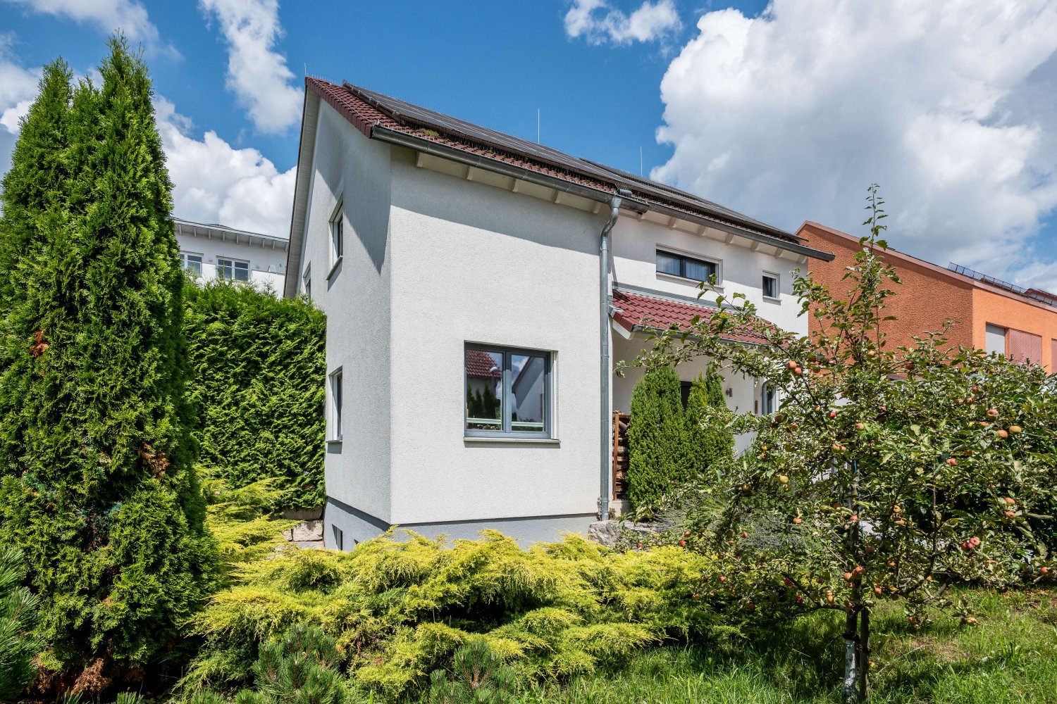 Дом с 4 спальнями в Штутгарт, Германия № 346224