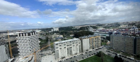 3 bedrooms Apartment in Matosinhos, Portugal No. 15690 28