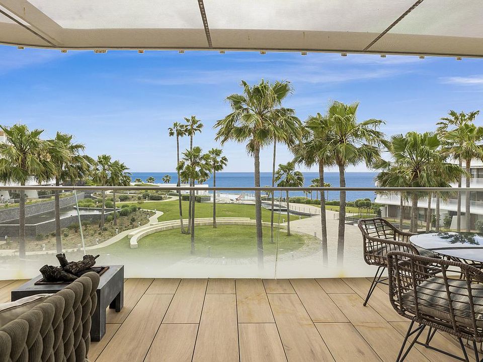 3 bedrooms Apartment in Estepona, Spain No. 279701