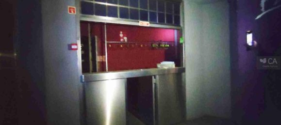 330m² Building in Mora, Portugal No. 91678 4