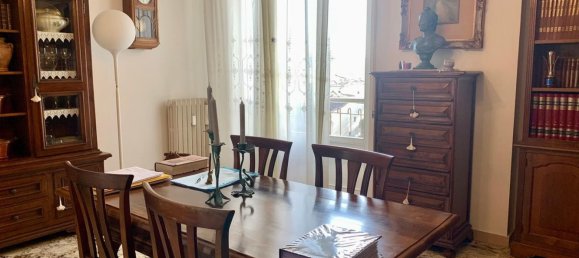 5 rooms Apartment in Florence, Italy No. 51752 9