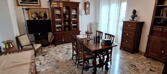 5 rooms Apartment in Florence, Italy No. 51752 6