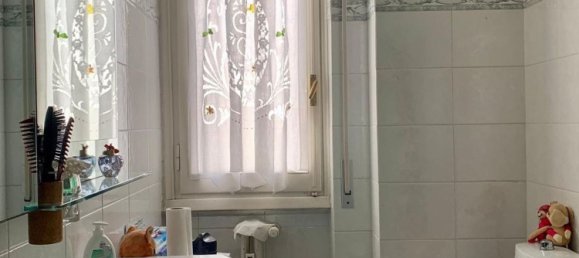 5 rooms Apartment in Florence, Italy No. 51752 32