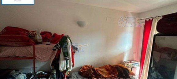 4 rooms Apartment in Rome, Italy No. 28108 4