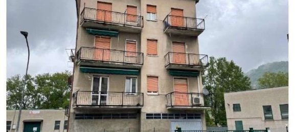 2-salle Appartement à Calolziocorte, Italy No. 2689 3