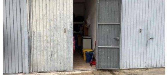 2-salle Appartement à Calolziocorte, Italy No. 2689 12