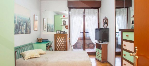 3 rooms Apartment in Milan, Italy No. 241621 11