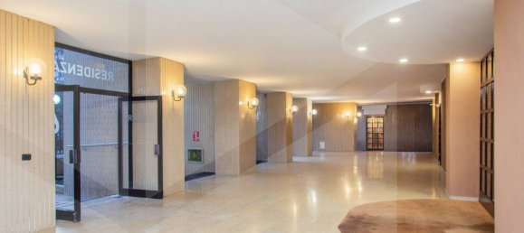 3 rooms Apartment in Milan, Italy No. 241621 27