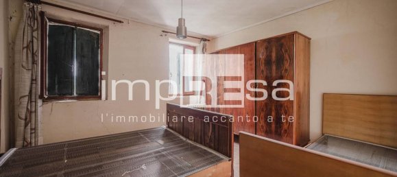 4 Schlafzimmer Haus in Tarzo, Italy, Nr. 90753 27