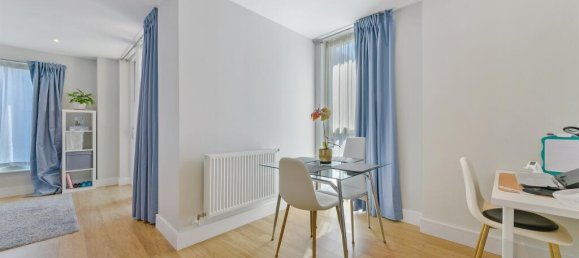 1 bedroom Apartment in London, United Kingdom No. 9640 5