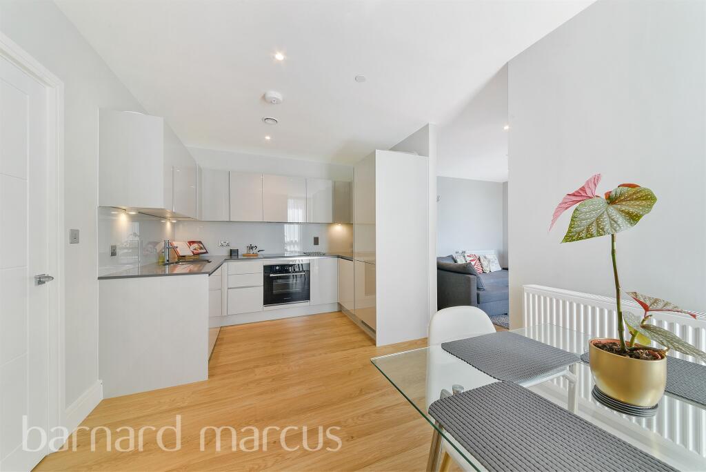 1 bedroom Apartment in London, United Kingdom No. 9640