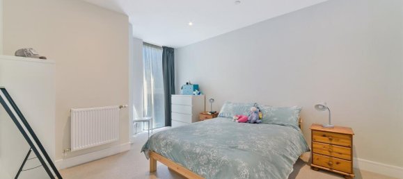 1 bedroom Apartment in London, United Kingdom No. 9640 7