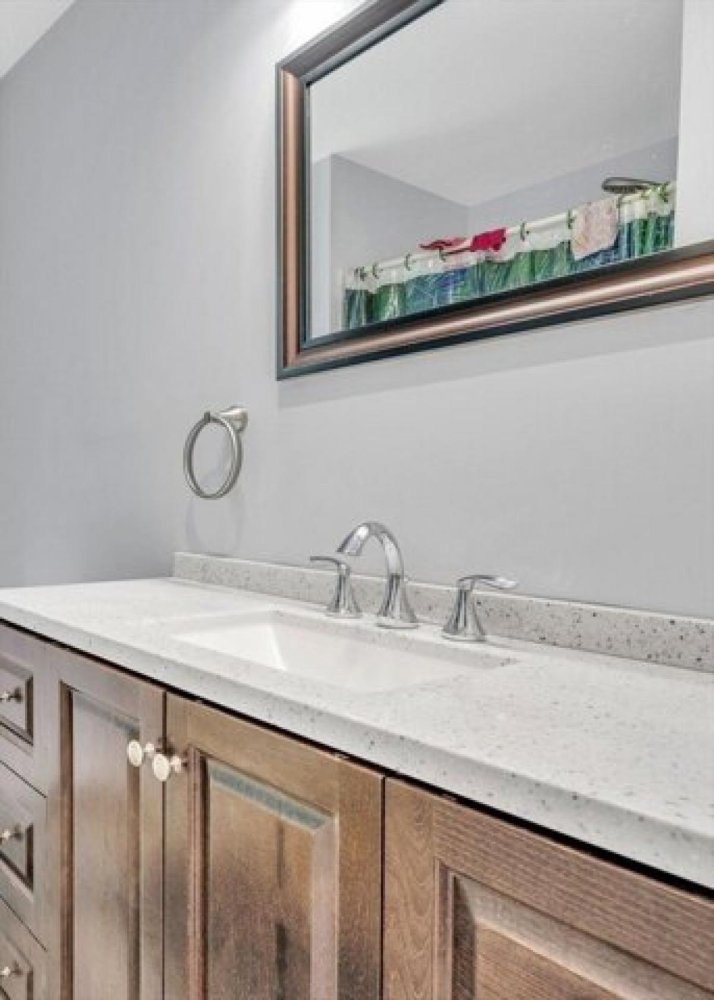 3 bedrooms House in Agawam, USA No. 406787