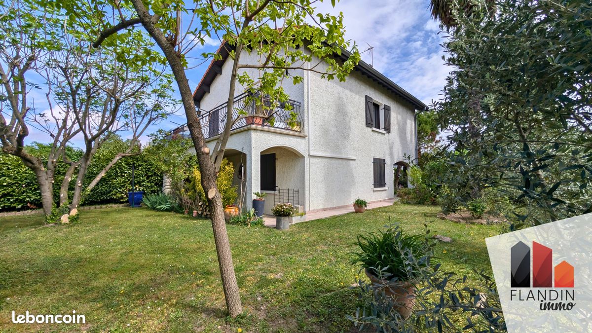 3 غرف نوم منزل في Rhone, France رقم 339315