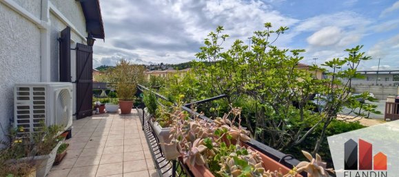 3 غرف نوم منزل في Rhone, France رقم 339315 3