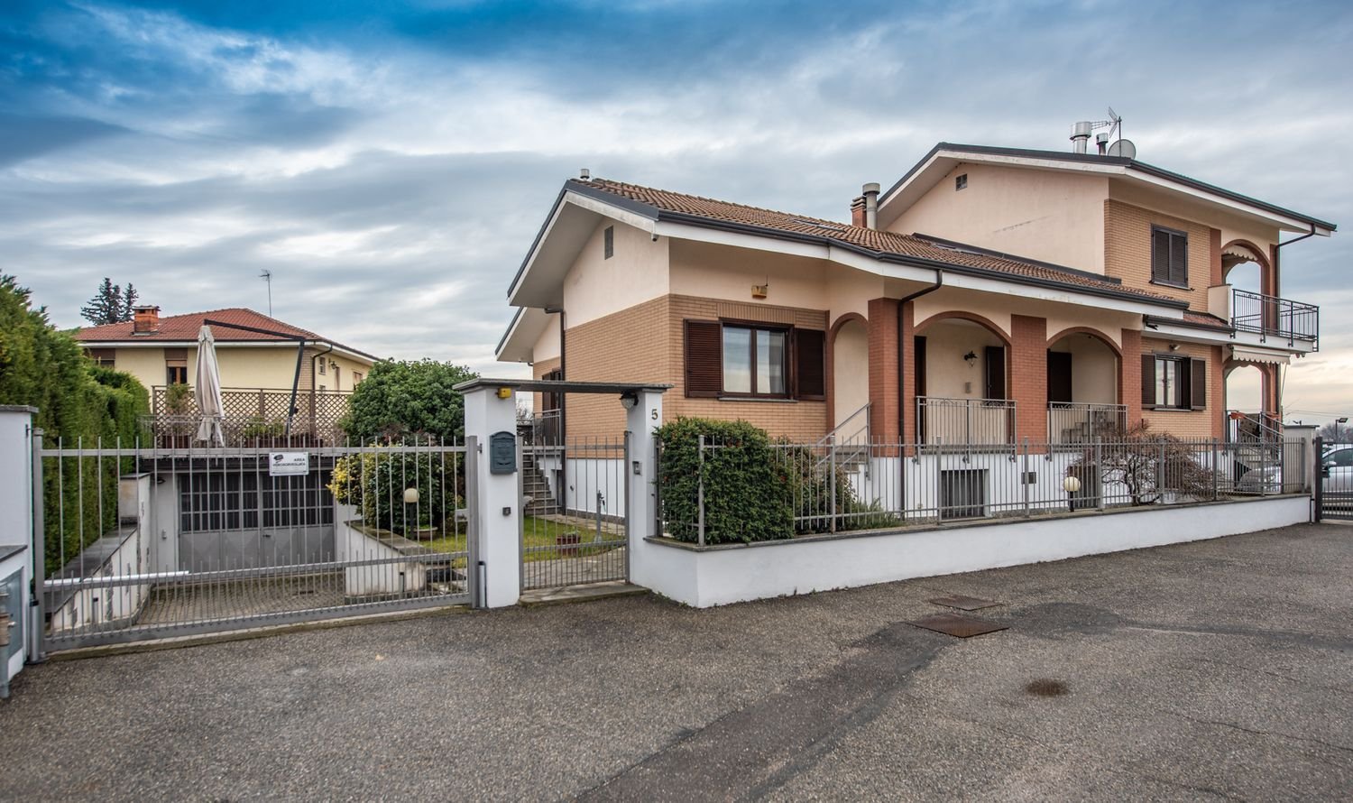 10غرفة فيلا في Volvera, Italy رقم 27467