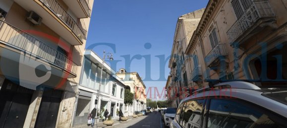 Квартира с 3 спальнями в Санта Мария Капуа Ветере, Италия № 326753 14