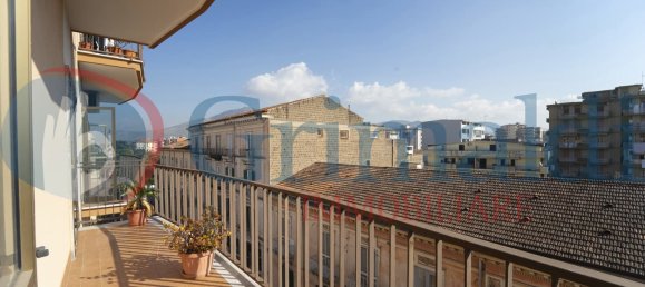 Квартира с 3 спальнями в Санта Мария Капуа Ветере, Италия № 326753 11