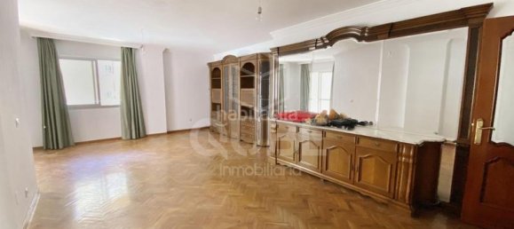 Квартира с 4 спальнями в Малага, Испания № 161039 3