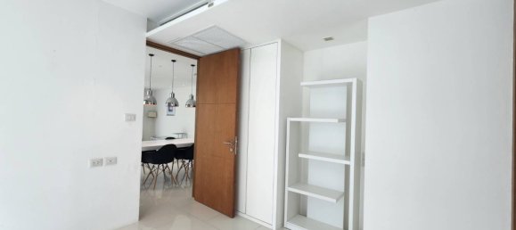 3 bedrooms Condo in Pattaya, Thailand No. 3896 9