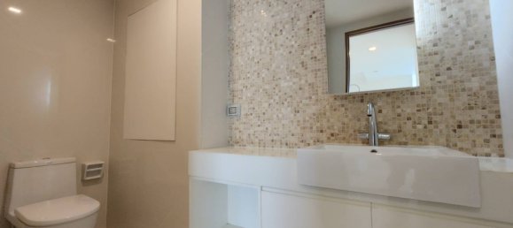 3 bedrooms Condo in Pattaya, Thailand No. 3896 10