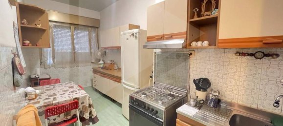4 rooms Apartment in Rome, Italy No. 28421 13