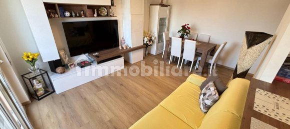 2 Schlafzimmer Wohnung in Lurate Caccivio, Italy, Nr. 263794 7