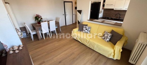 2 Schlafzimmer Wohnung in Lurate Caccivio, Italy, Nr. 263794 3