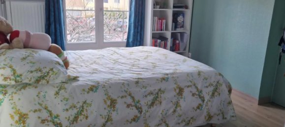 4 Schlafzimmer Haus in Voisins-le-Bretonneux, France, Nr. 136886 8