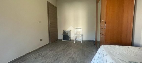 3-salle Appartement à Reggio Calabria, Italy No. 35047 9