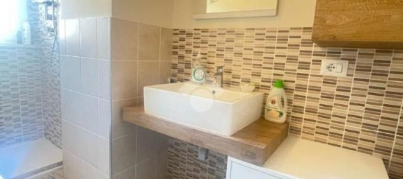 3-salle Appartement à Reggio Calabria, Italy No. 35047 18