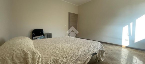 3-salle Appartement à Reggio Calabria, Italy No. 35047 67