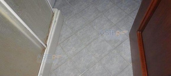 Apartamento de 2 dormitorios en Sommariva del Bosco, Italy No. 353374 15