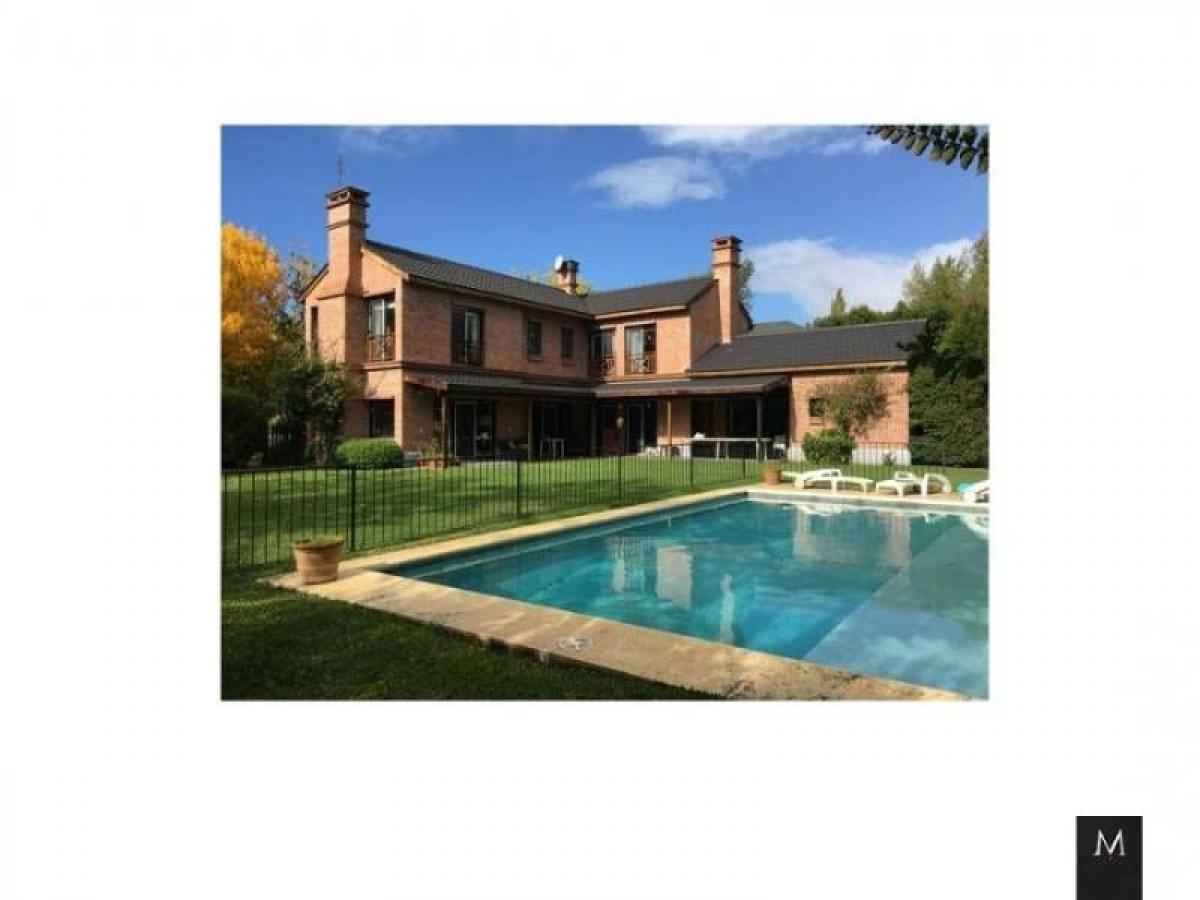5 bedrooms House in Pilar, Argentina No. 56157