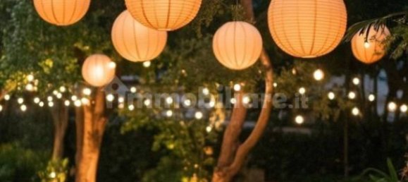 Коммерческая недвижимость с 5 комнатами в Рим, Италия № 50127 9