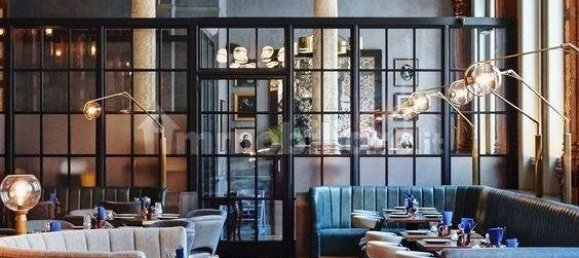 Коммерческая недвижимость с 5 комнатами в Рим, Италия № 50127 26