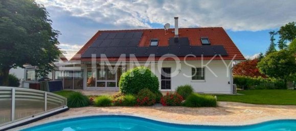 Propiedad comercial de 7 habitaciónes en Weisskirchen an der Traun, Austria No. 230160 2