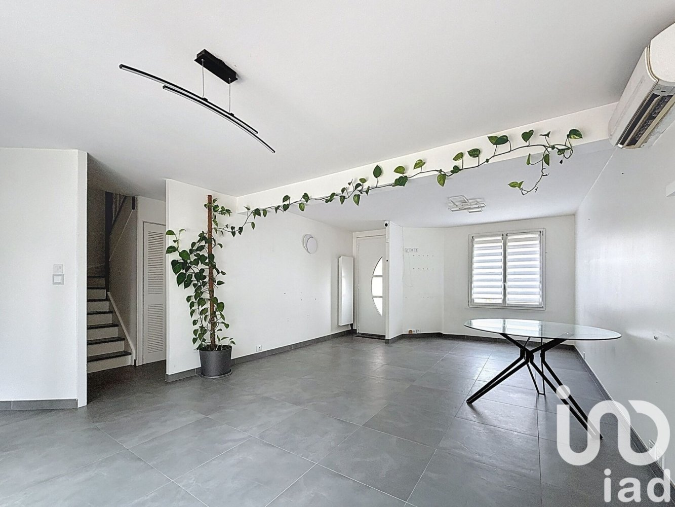 3 Schlafzimmer Haus in Seine-et-Marne, France, Nr. 317647