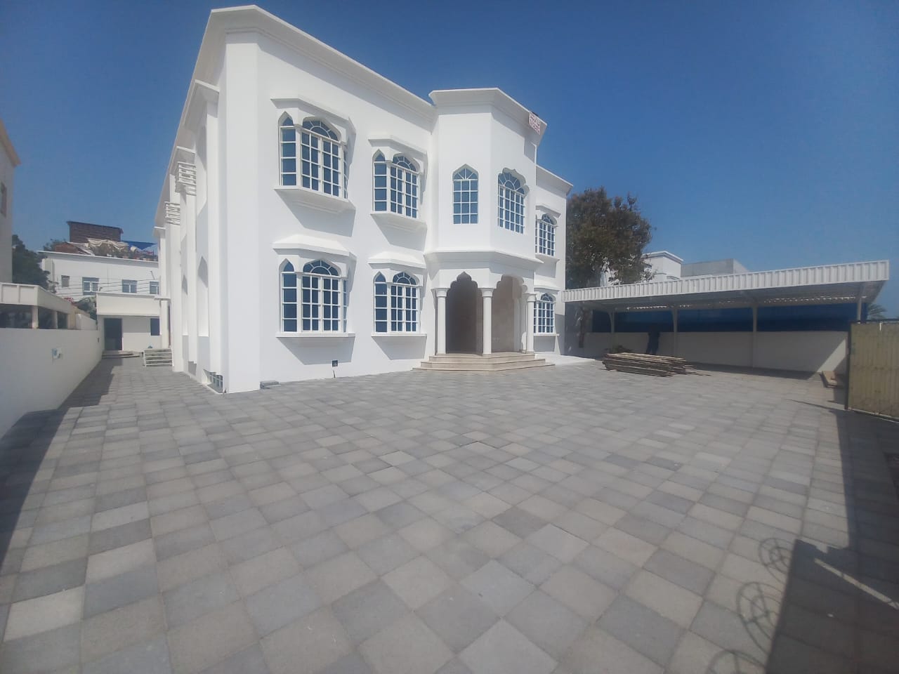Villa de 8 dormitorios en Muscat, Oman No. 1036